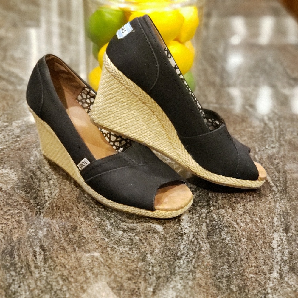 ☮ Toms Canvas Espadrille Wedges